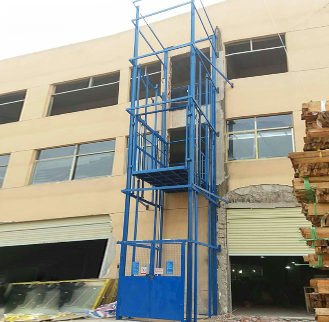 信阳建材厂室外物料提升